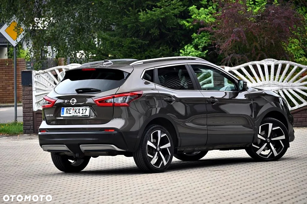 Nissan Qashqai 1.2 DIG-T Xtronic TEKNA+ - 20
