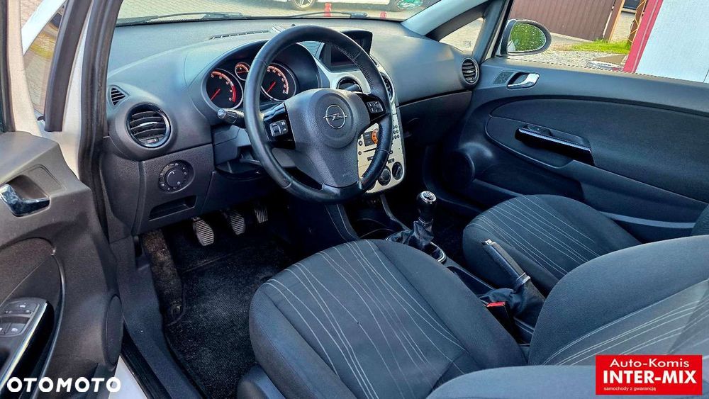 Opel Corsa - 17