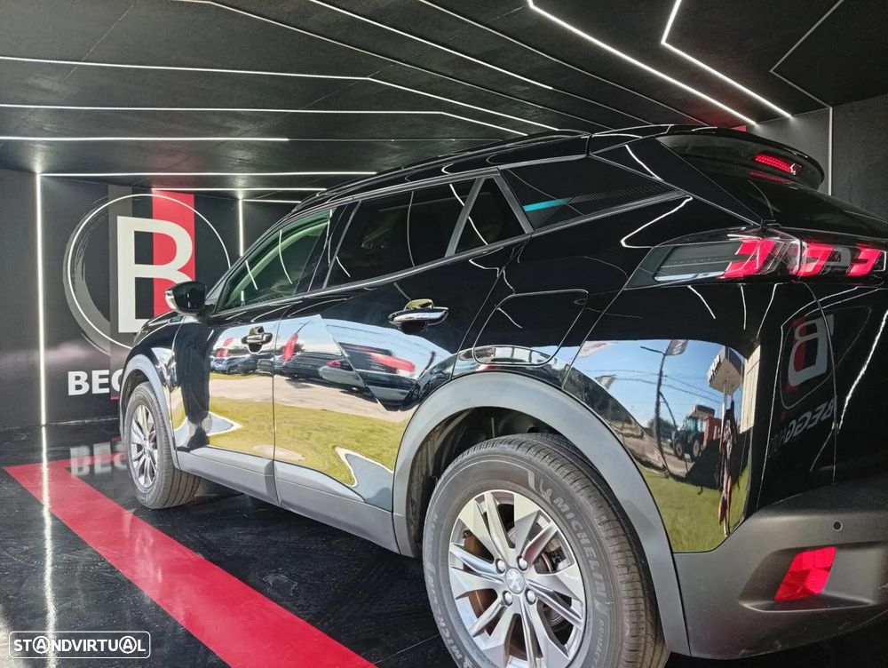 Peugeot 2008 - 4