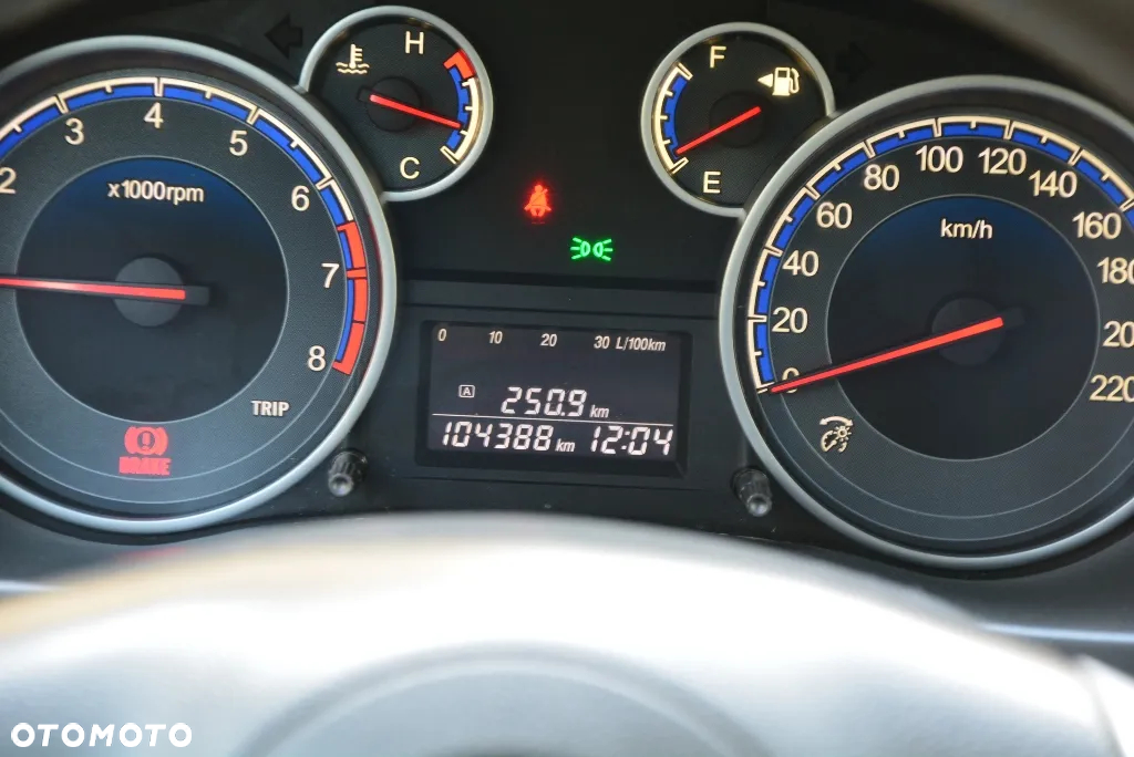 Suzuki SX4 1.6 Comfort Plus - 24