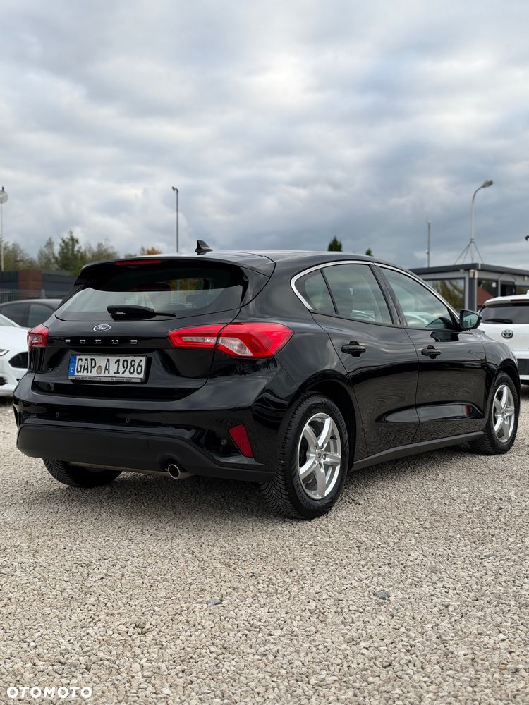 Ford Focus - 17