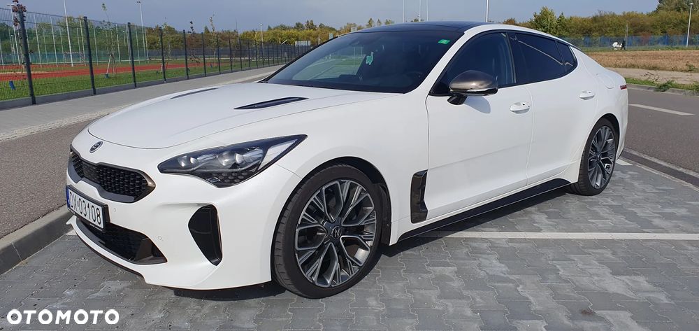 Kia Stinger 2.0 T-GDI GT Line - 1