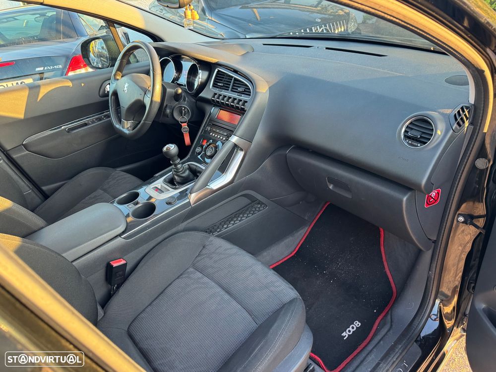 Peugeot 3008 1.6 HDi Executive - 8