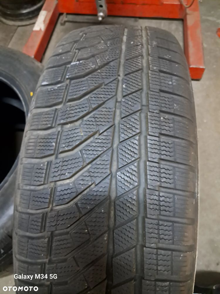 Opony zimowe 235/55r19 Falken 2022r - 5