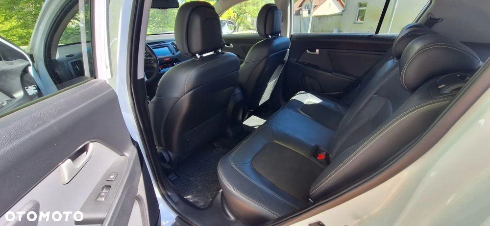 Kia Sportage 2.0 CRDI 2WD Spirit - 12