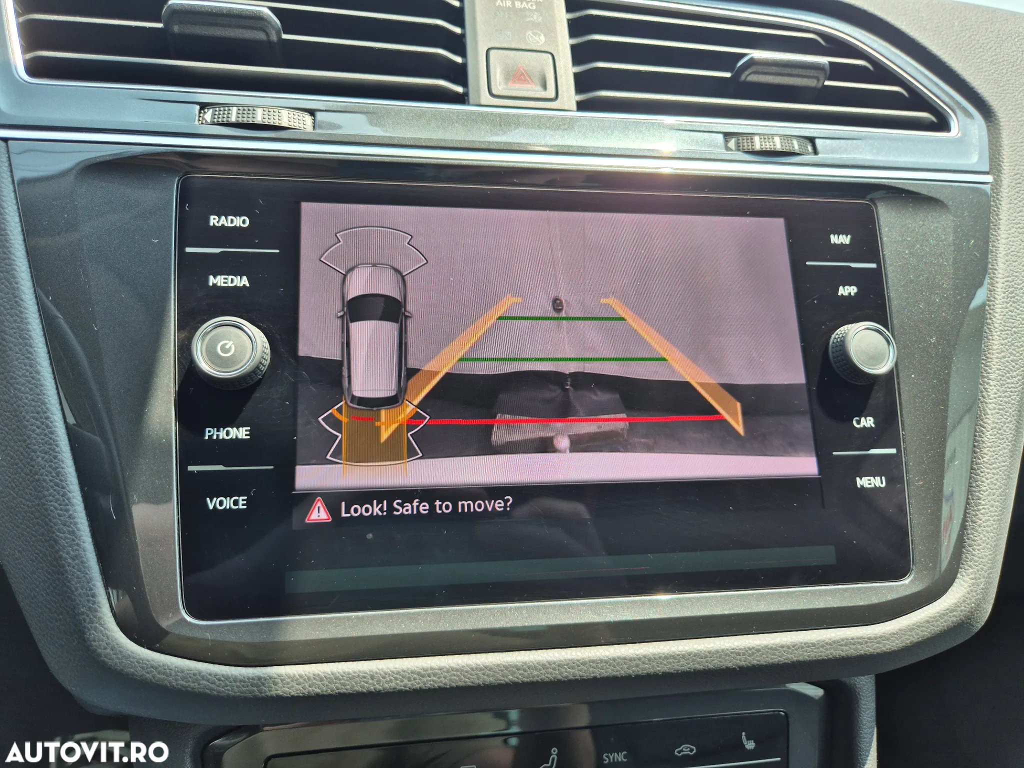 Volkswagen Tiguan 2.0 TDI SCR DSG Life - 26
