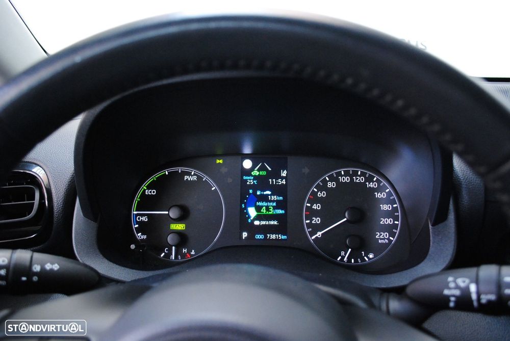 Toyota Yaris 1.5 HDF Comfort Plus - 12