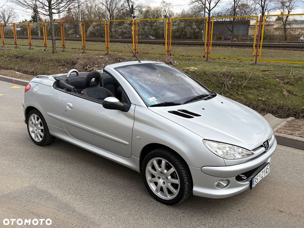 Peugeot 206 CC - 1