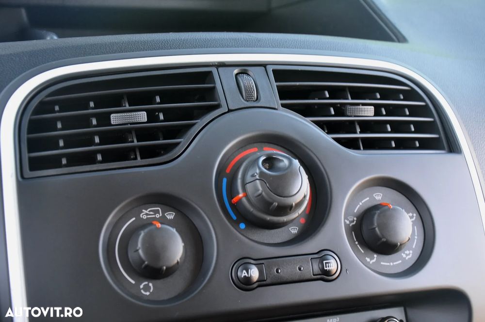 Renault Kangoo ENERGY dCi 90 FAP Start & Stop INTENS - 18