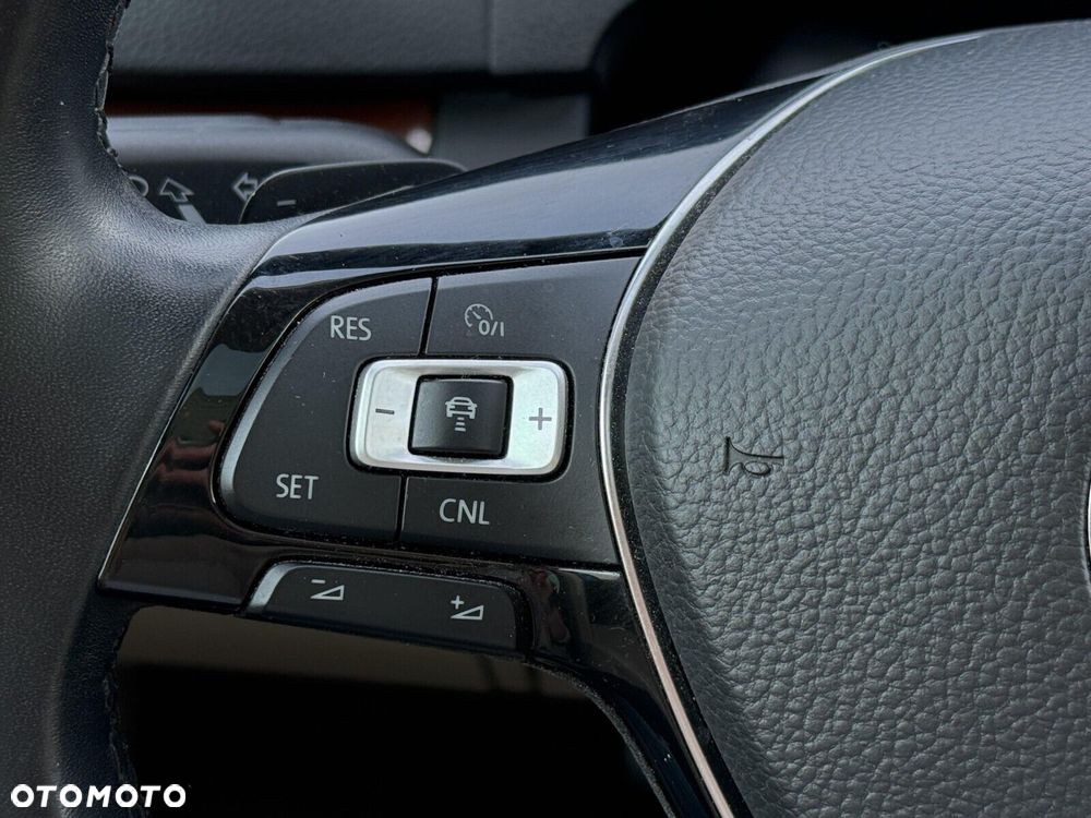 Volkswagen Sharan - 15