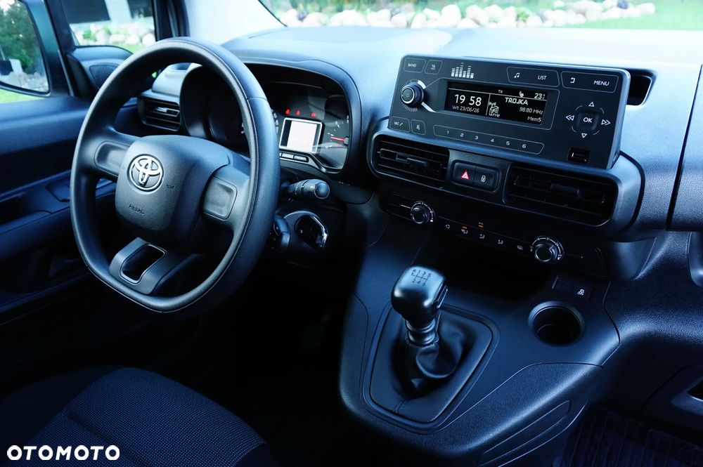 Toyota Proace City Active 110KM - 31