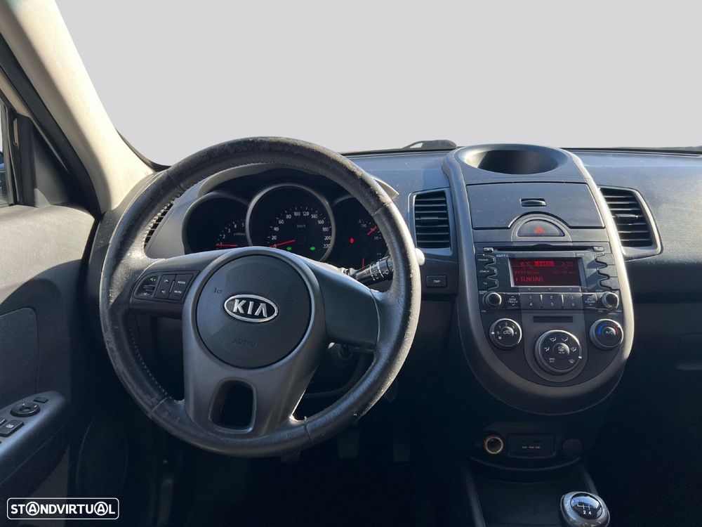 Kia Soul - 10