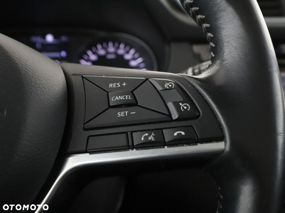Nissan Qashqai 1.6 DCi 4x4 N-Connecta - 29