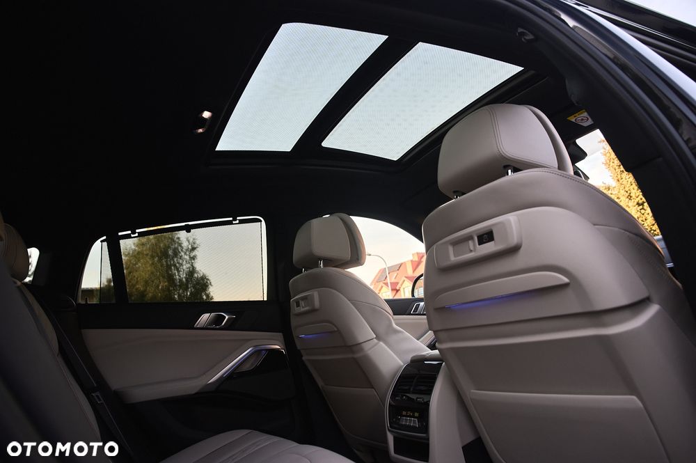 BMW X6 xDrive40d mHEV - 24