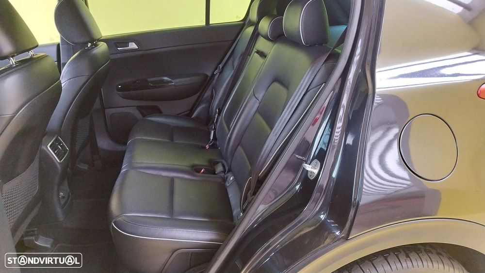 Kia Sportage 1.7 CRDi ISG TX 7DCT - 10