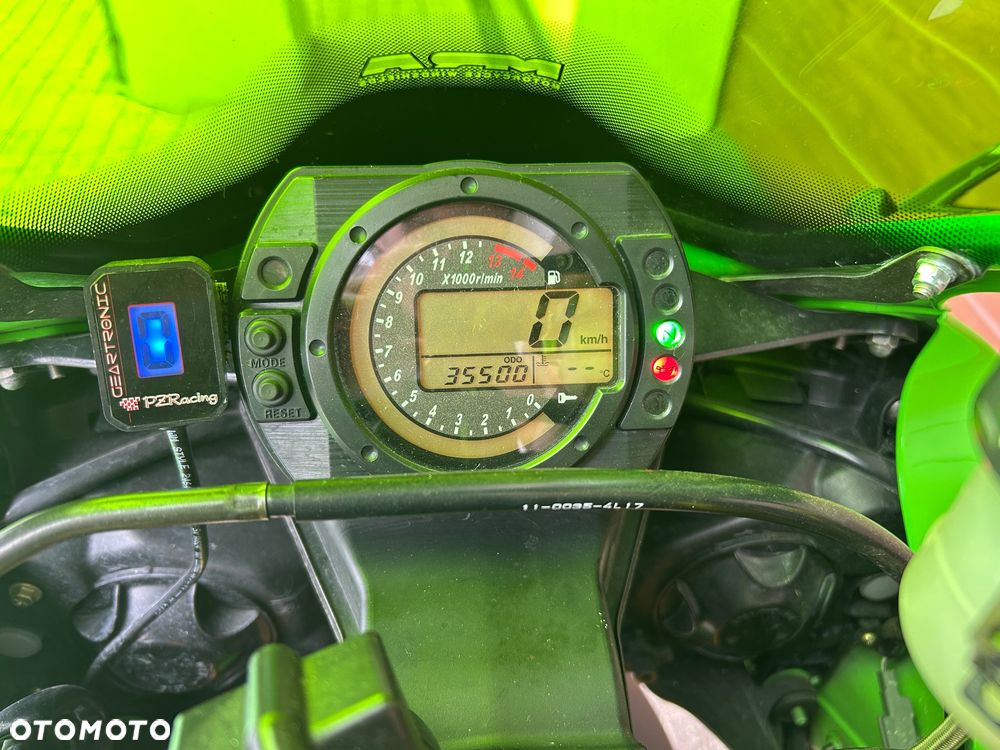 Kawasaki ZX - 11