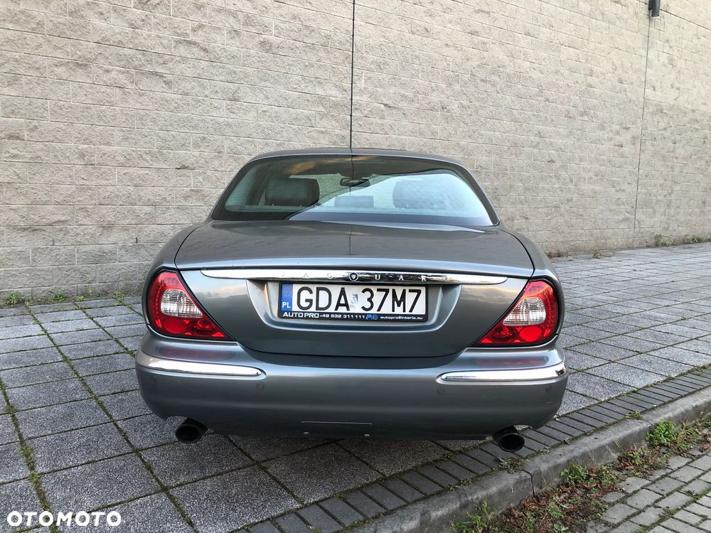 Jaguar XJ XJ6 2.7 D Executive - 32