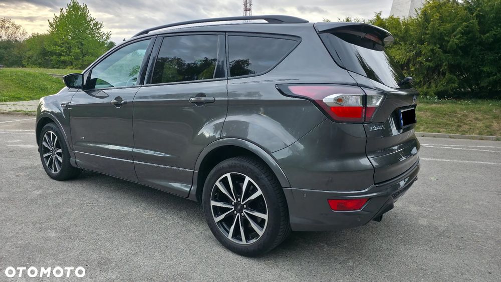 Ford Kuga 2.0 TDCi 4x4 ST-Line - 4