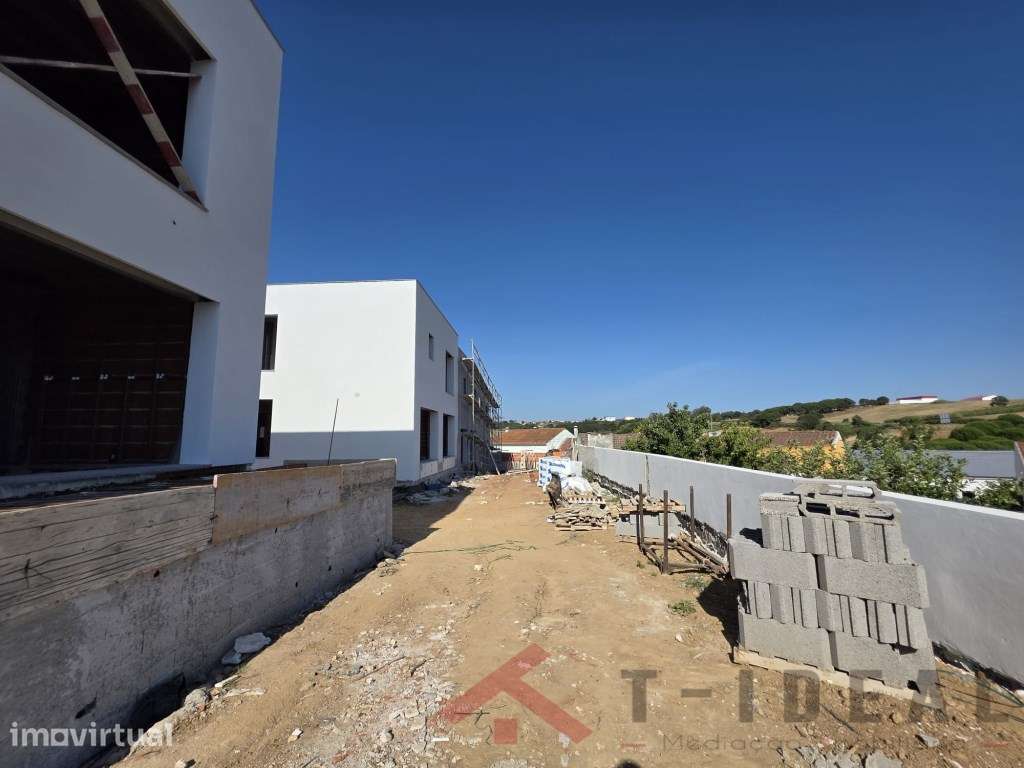 Moradia T3 Moderna Isolada - Grande imagem: 4/15