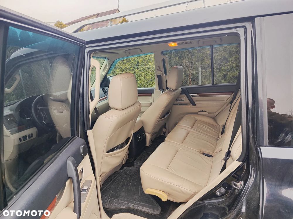 Mitsubishi Pajero 3.2 DID Intense - 8