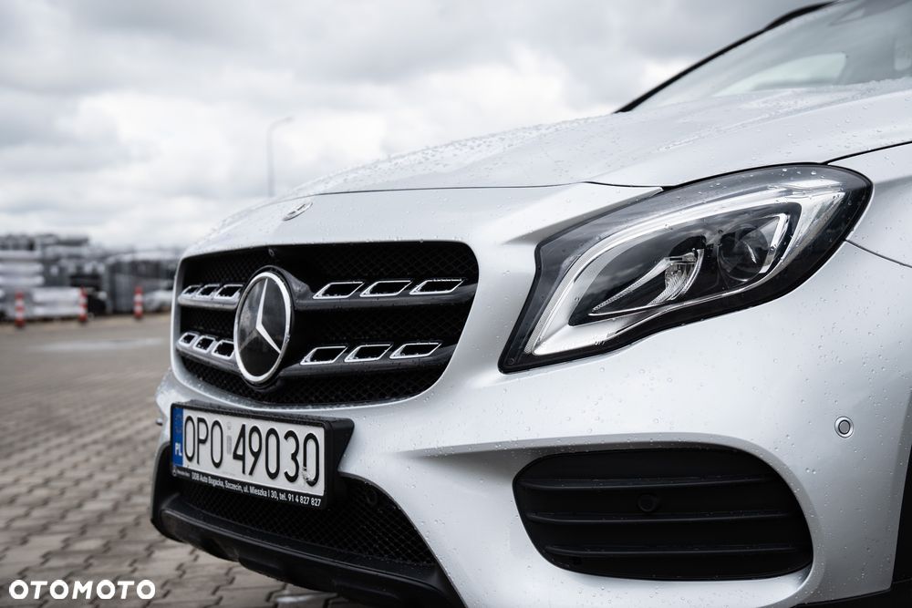 Mercedes-Benz GLA 220 4-Matic AMG Line - 6