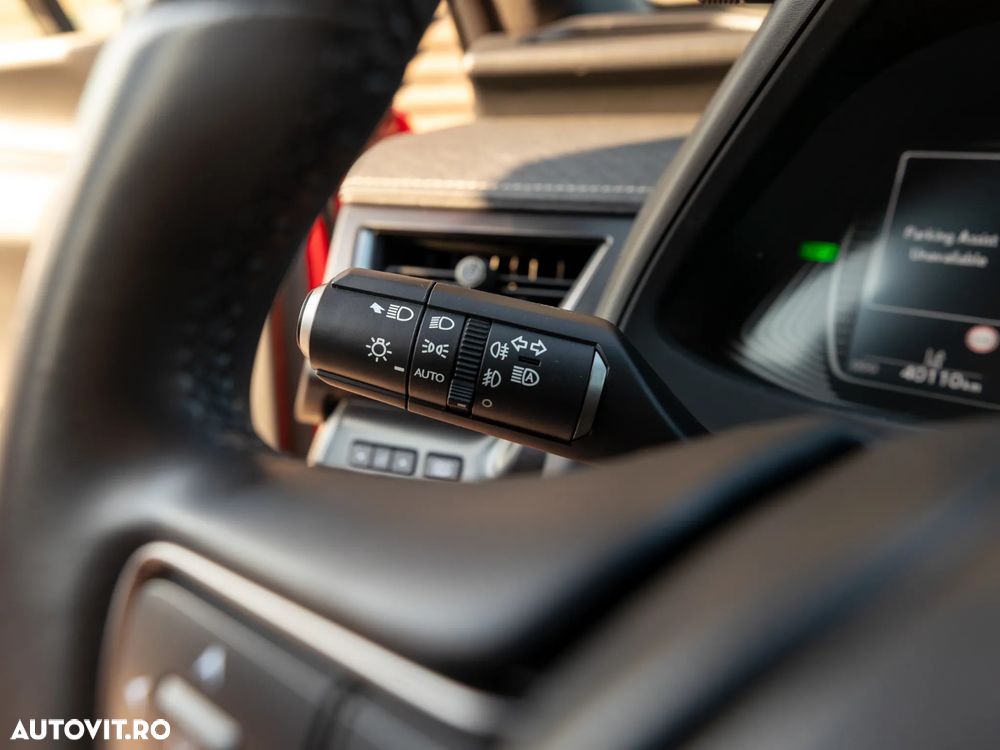 Lexus UX 250h (E-FOUR) F SPORT - 16