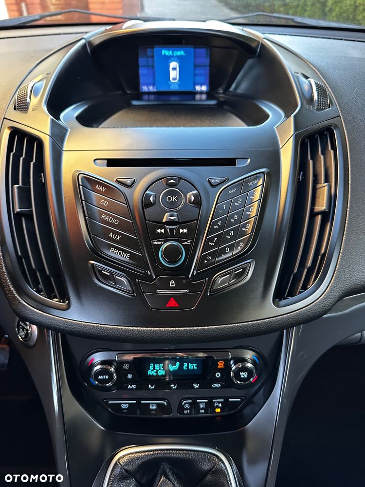 Ford Kuga 2.0 TDCi 4x4 Titanium - 35