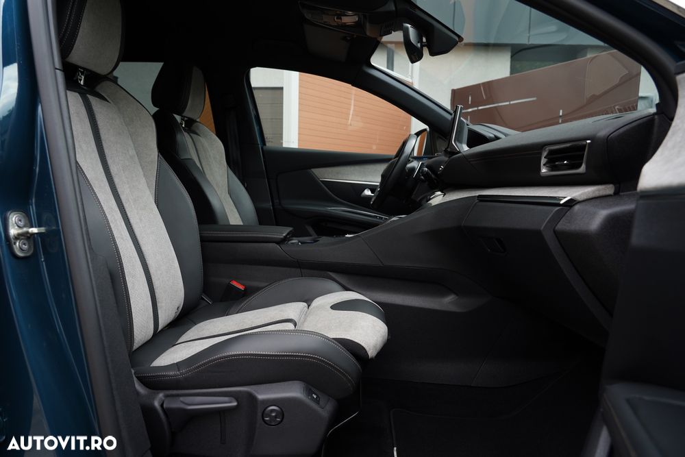 Peugeot 3008 PHEV EAT8 4X4 GT Pack - 19