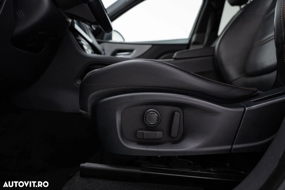 Jaguar F-Pace 20d AWD Aut. Prestige - 18
