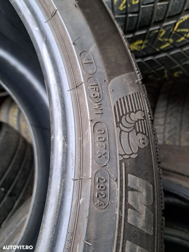 O anvelopa  325/35 R22 Michelin - 6
