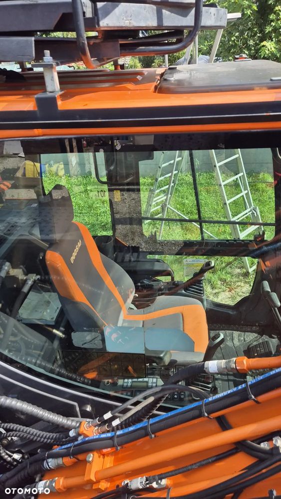Doosan DX 140  LC - 5  KOPARKA GĄSIENICOWA - 26