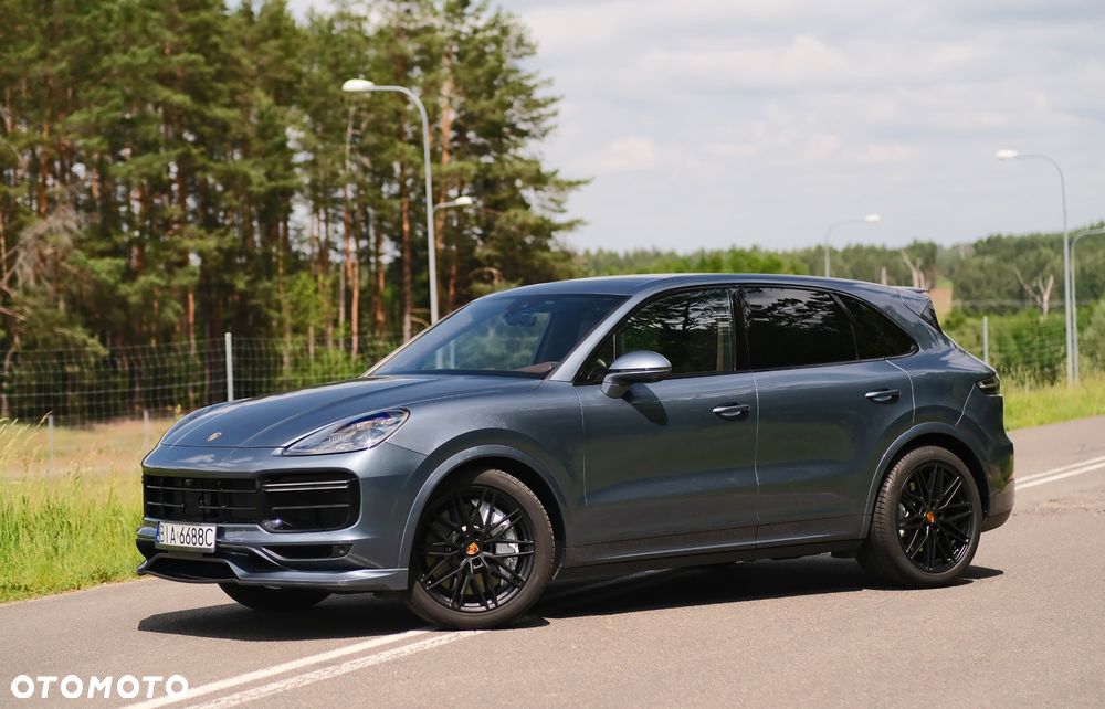 Porsche Cayenne Turbo - 5