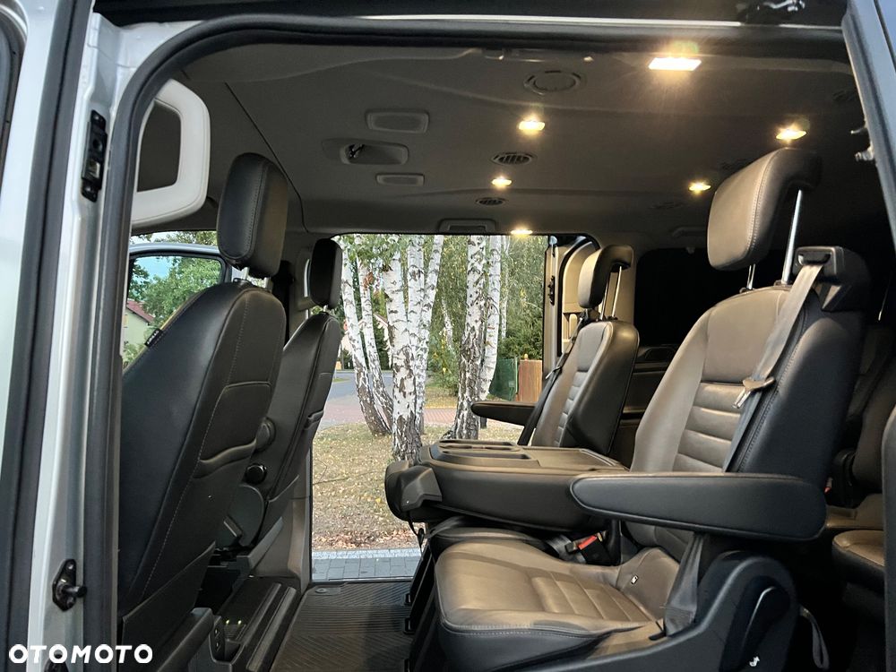 Ford Tourneo Custom 320 L2H1 VA Autm Titanium X - 16