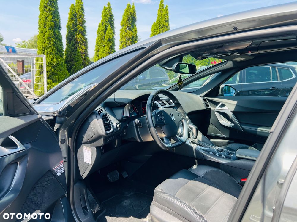 Citroën DS5 1.6 THP SoChic - 9