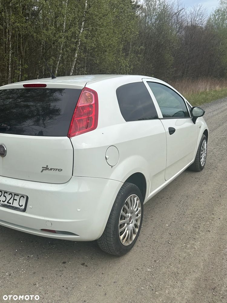 Fiat Punto 1.4 Easy S&S - 7