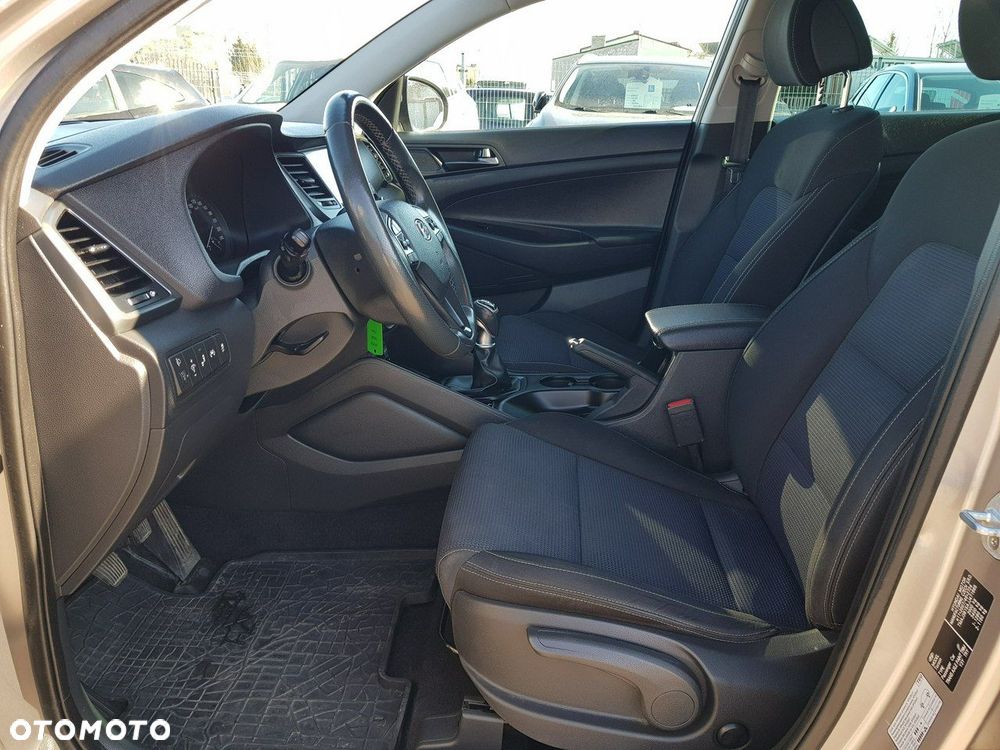 Hyundai Tucson blue 1.7 CRDi 2WD Advantage - 9