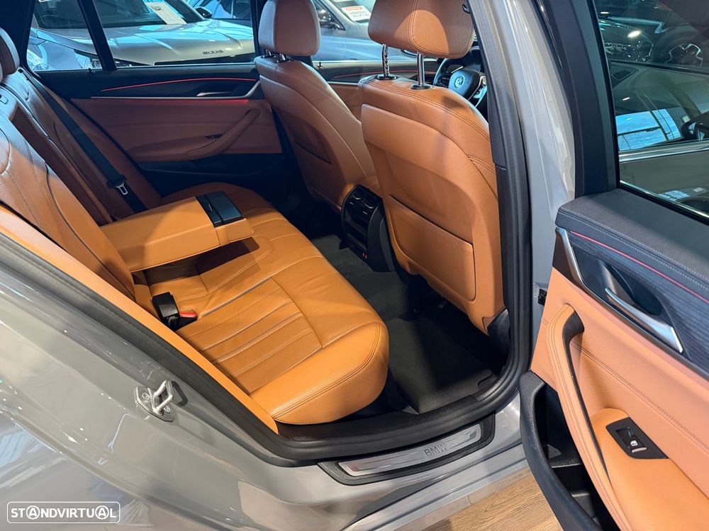 BMW 530 e Line Luxury — fotografia 25