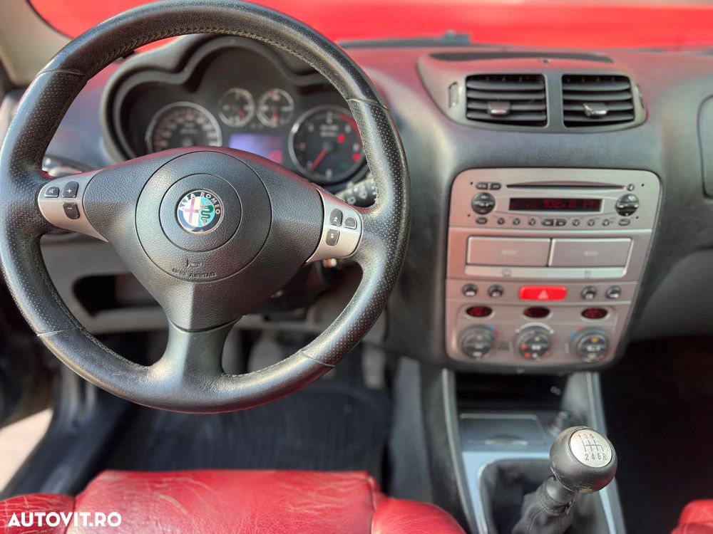 Alfa Romeo 147 1.9 JTD 16V M-Jet Distinctive - 12