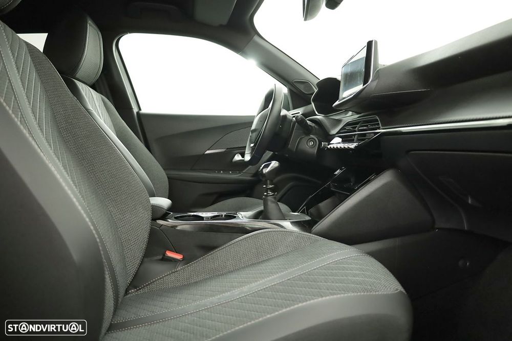 Peugeot 2008 1.2 PureTech Allure - 21