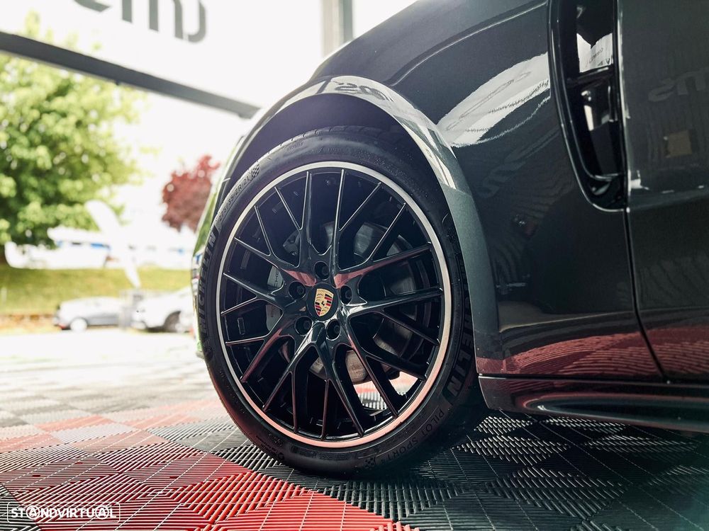 Porsche Panamera 4 S - 15