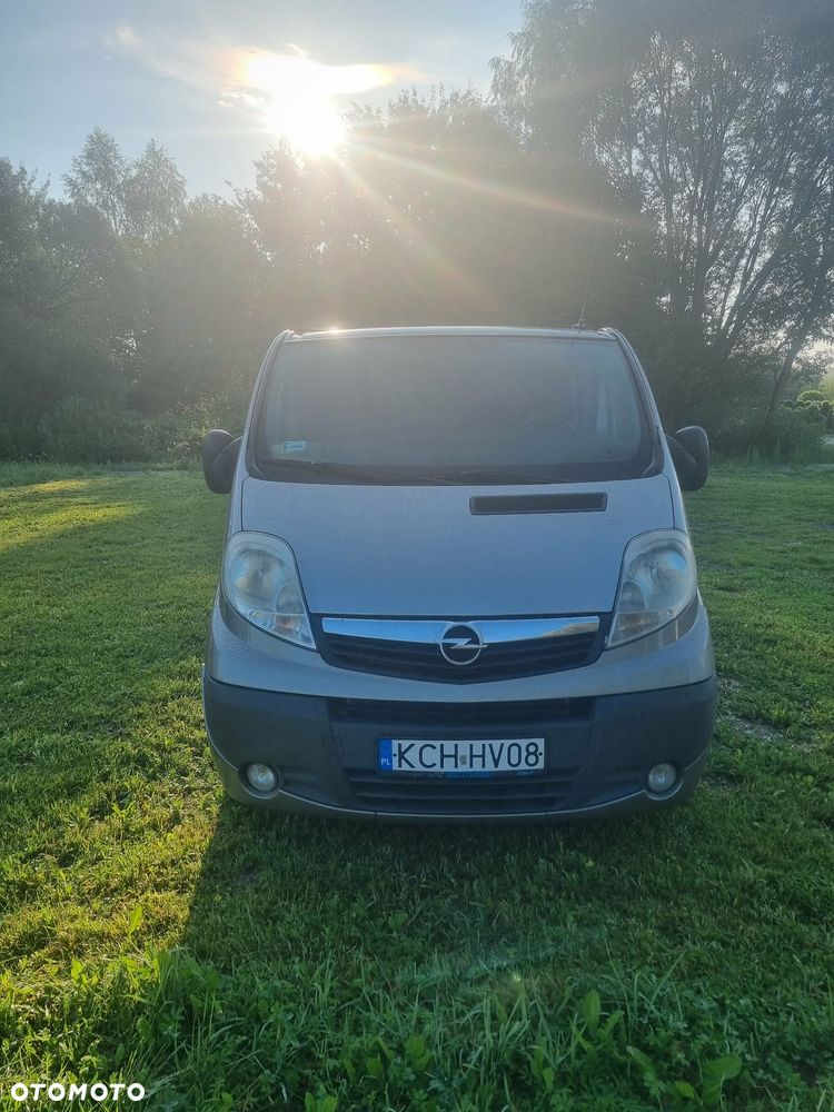 Opel Vivaro - 2