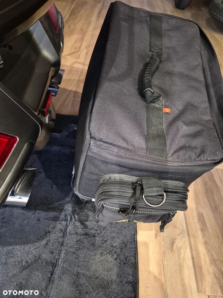 Honda GL - 33