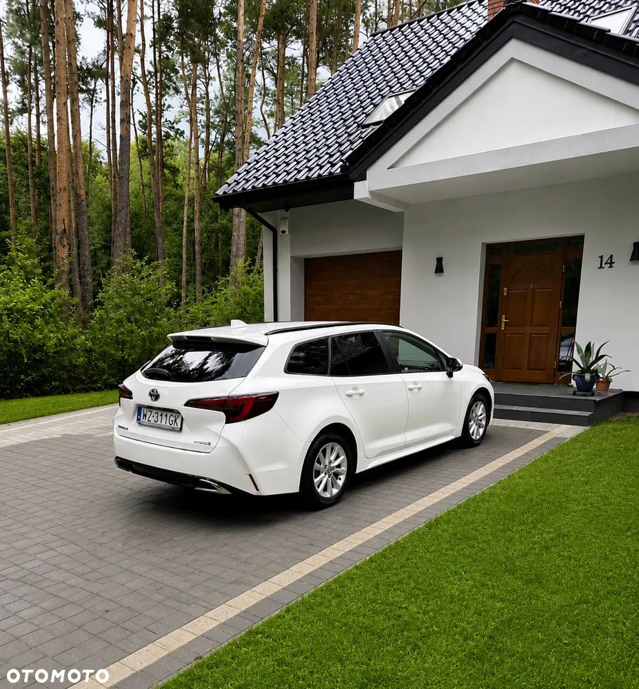 Toyota Corolla - 5