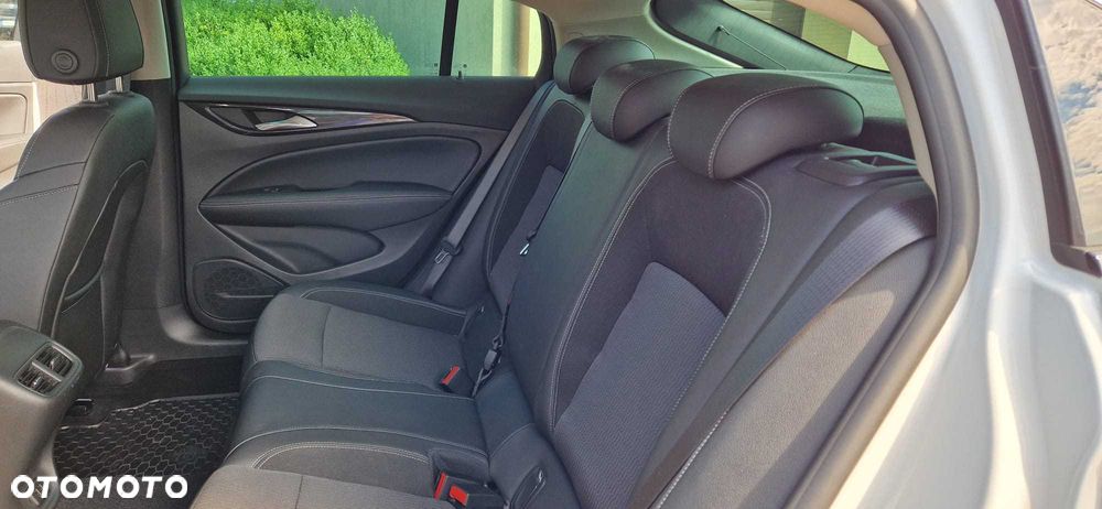 Opel Insignia - 7