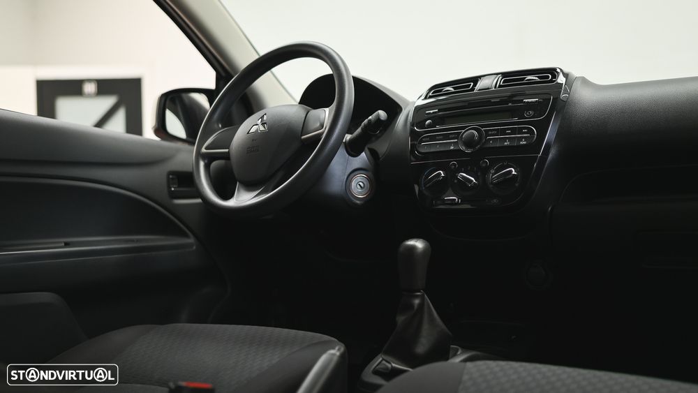 Mitsubishi Space Star - 34