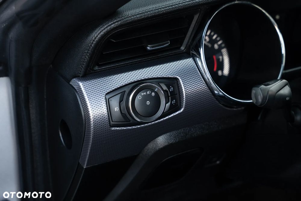 Ford Mustang - 15