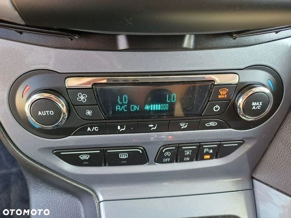 Ford Focus 1.0 EcoBoost STart-Stopp-System TITANIUM - 20