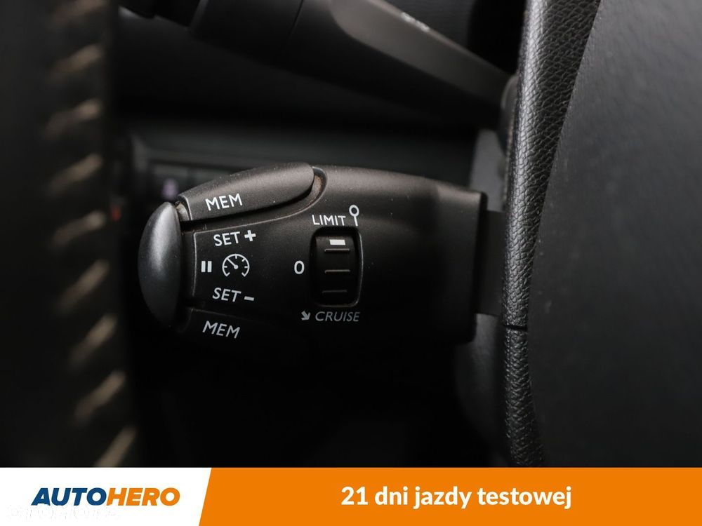 Peugeot 308 1.6 BlueHDi Active S&S - 25