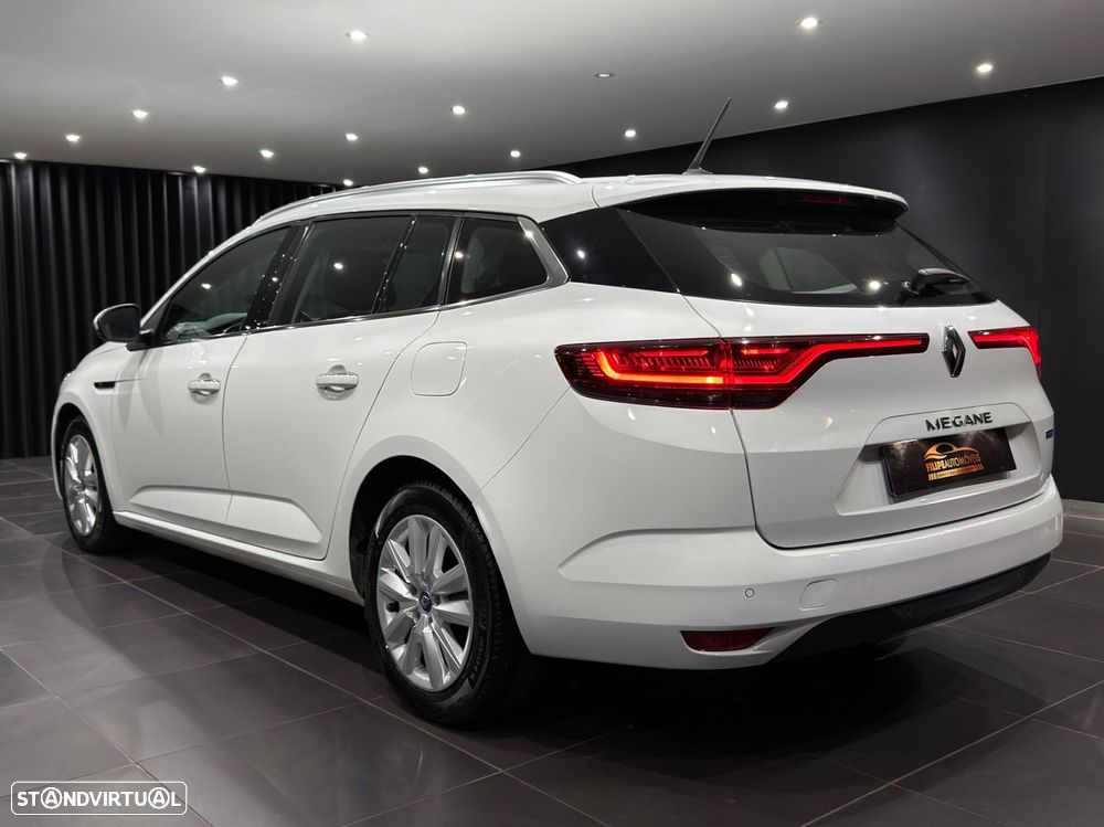 Renault Mégane E-Tech Plug-in Hybrid 160 EQUILIBRE - 6