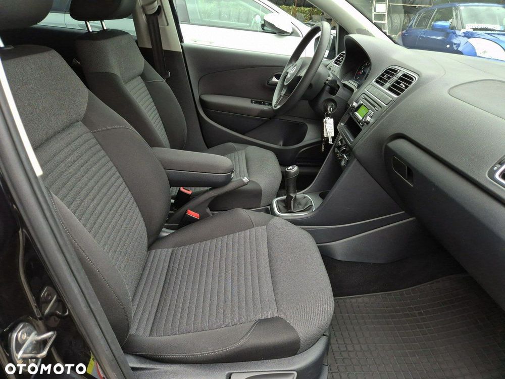 Volkswagen Polo 1.4 Comfortline - 30